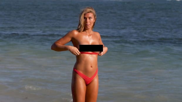 Samantha Hoopes Outtakes SI Swimsuit 2018
